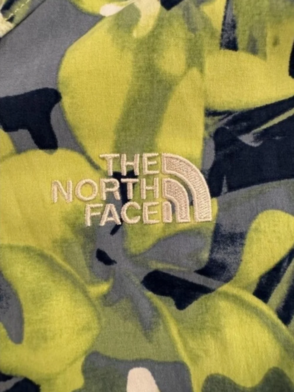 The North Face Men's Lime & Navy Green Camo Pullover Windbreaker XXL Like New